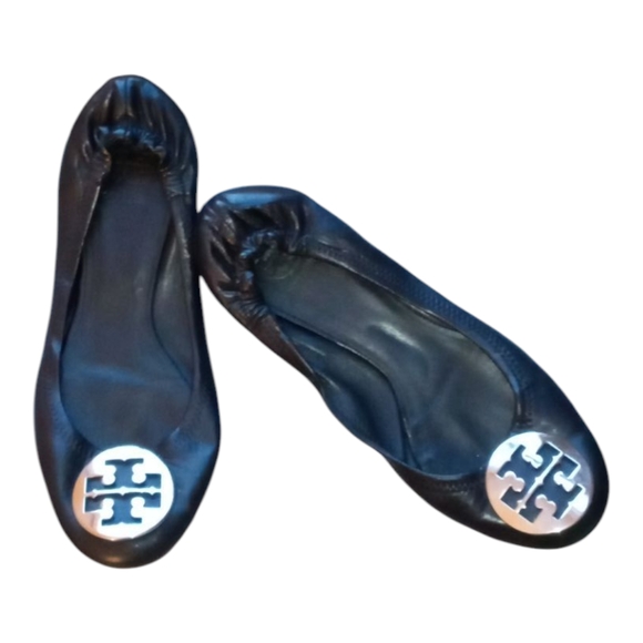 Tory Burch Black and Silver Leather Flats with Metallic Emblem Size 9 - Picture 2 of 5